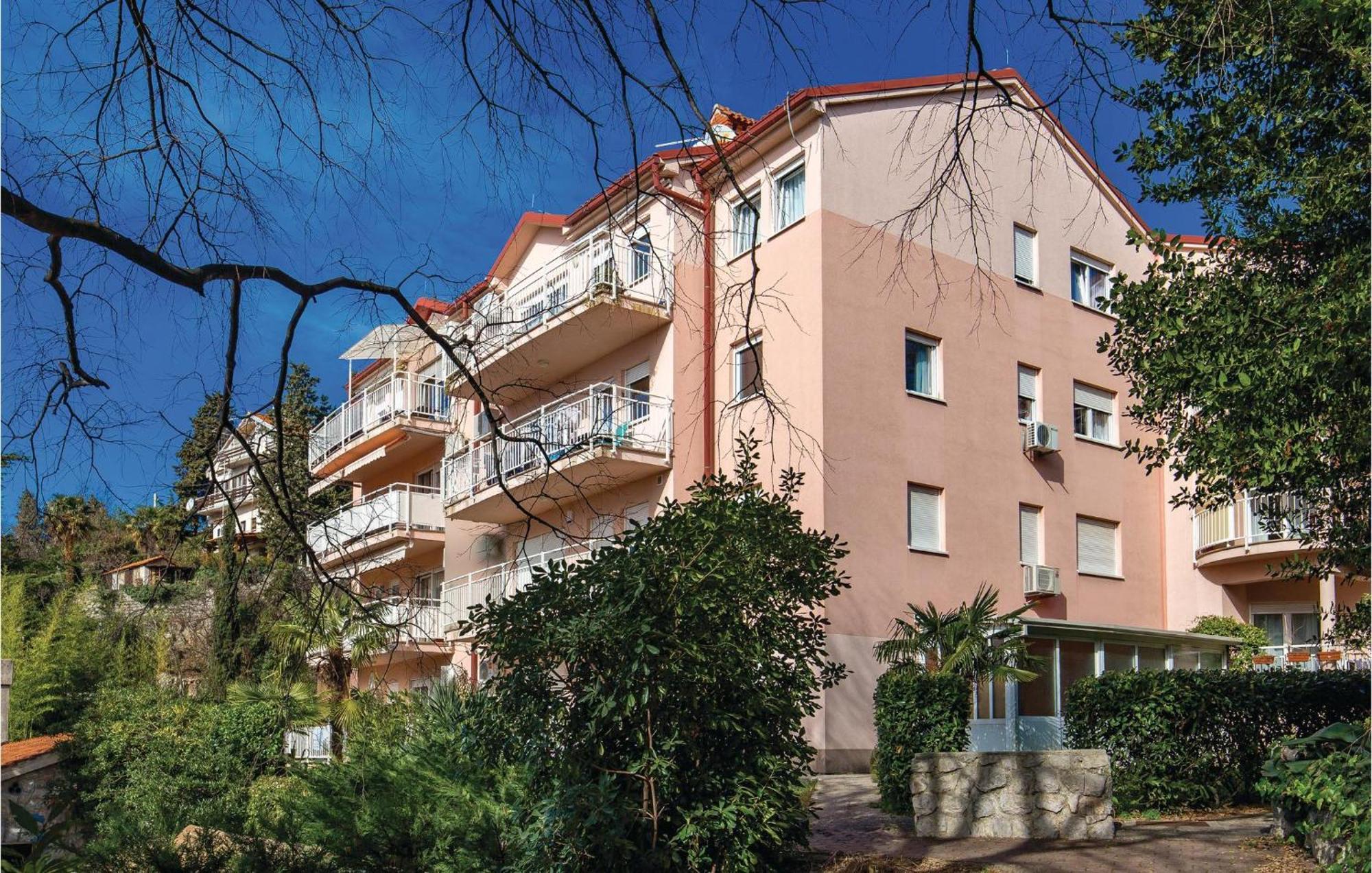 Nice Apartment In Rijeka With Wifi Kültér fotó