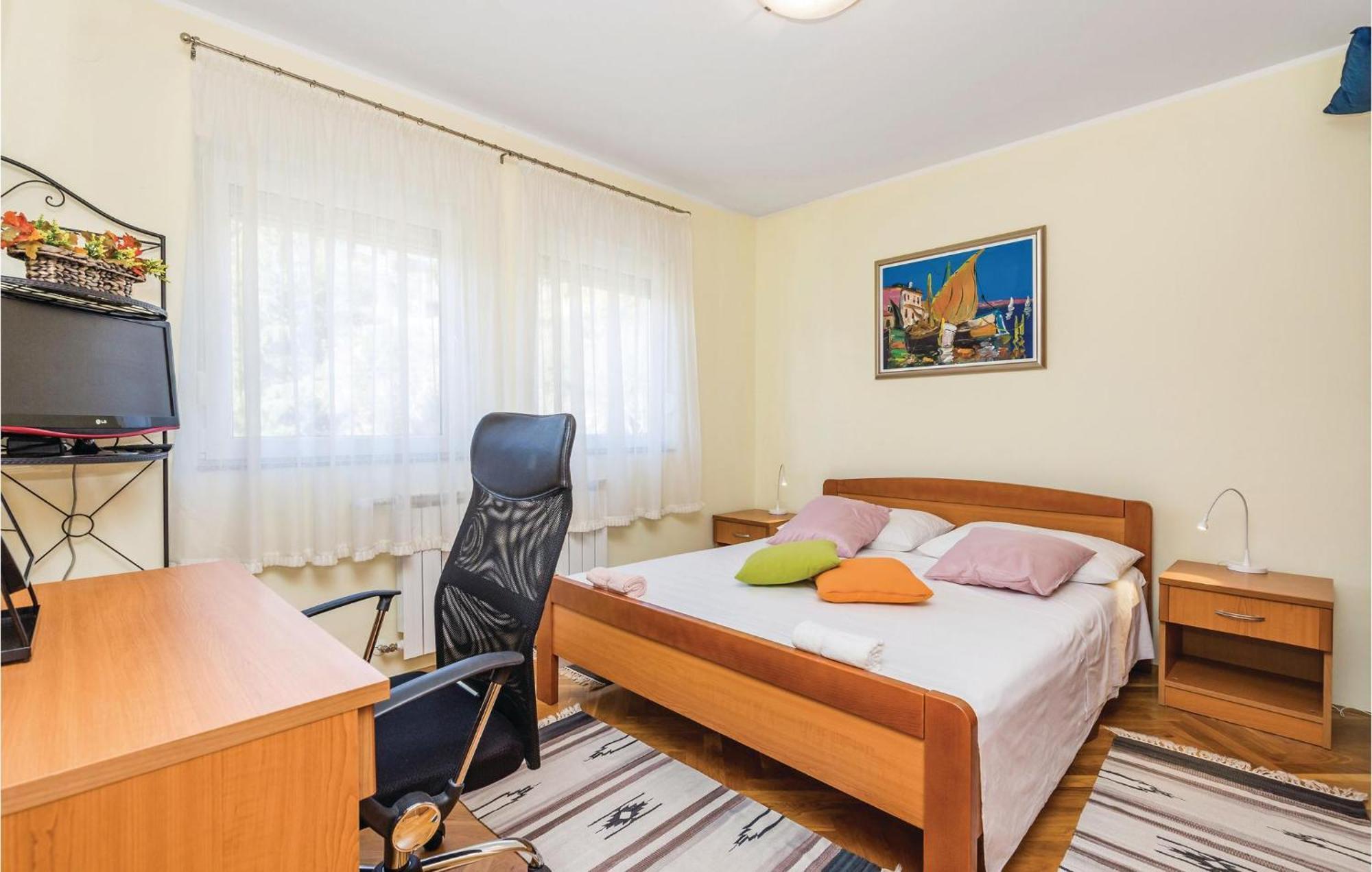 Nice Apartment In Rijeka With Wifi Kültér fotó